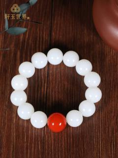 和田玉籽料手串为何值得长期佩戴?